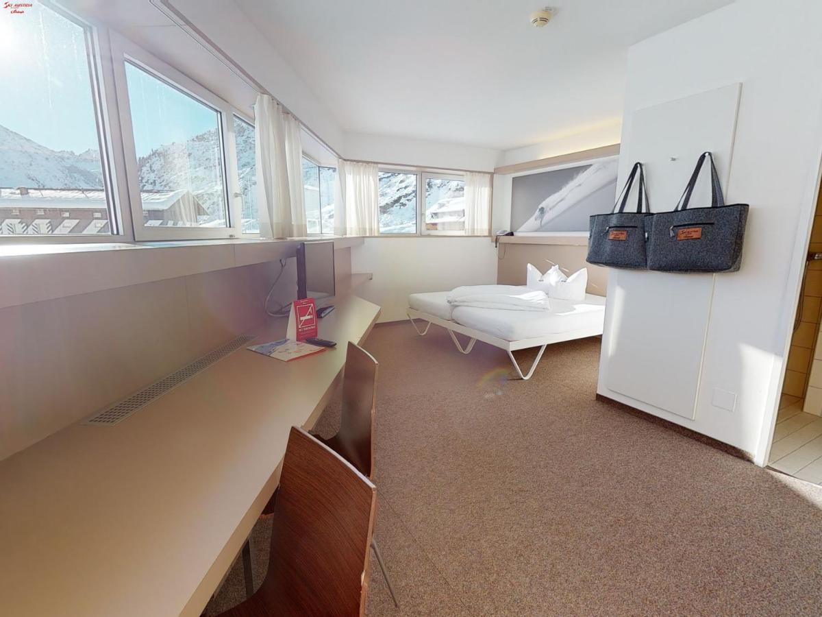 Hotel Ski Austria St.Christoph A.A. ซางค์ท คริสทอปห์ อัม อาร์ลแบร์ก ภายนอก รูปภาพ