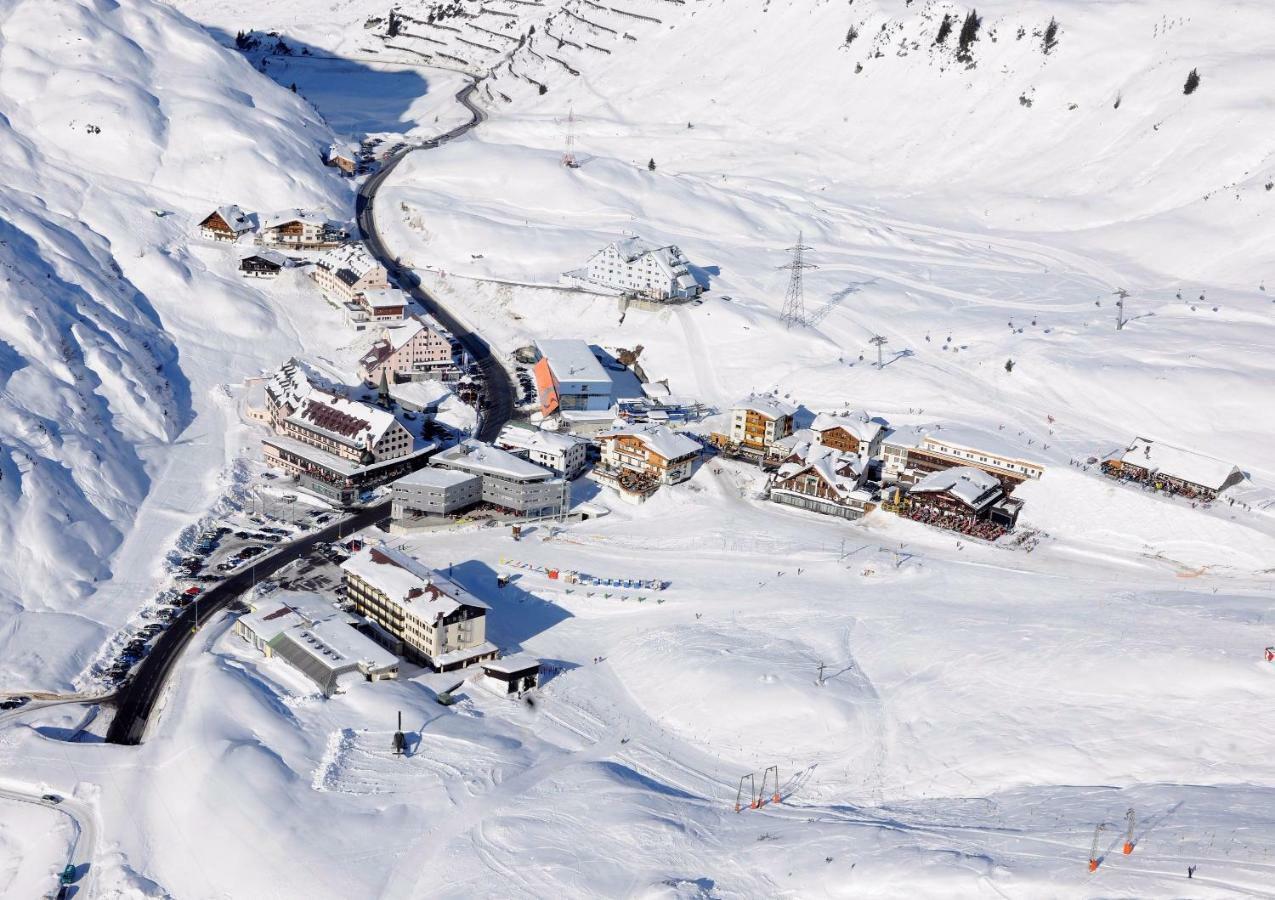 Hotel Ski Austria St.Christoph A.A. ซางค์ท คริสทอปห์ อัม อาร์ลแบร์ก ภายนอก รูปภาพ
